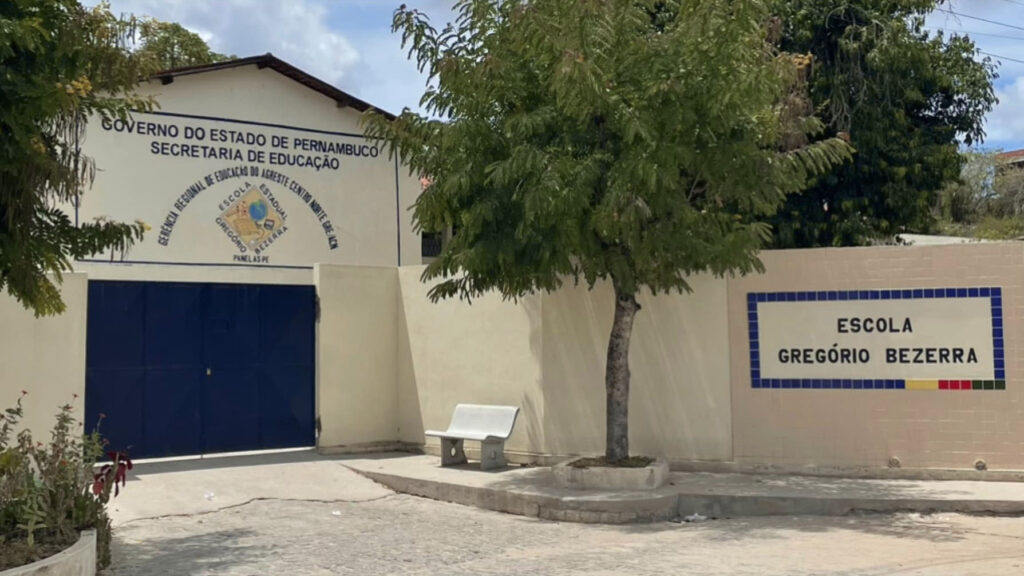 Antiga faixada da Escola Estadual Gregório Bezerra