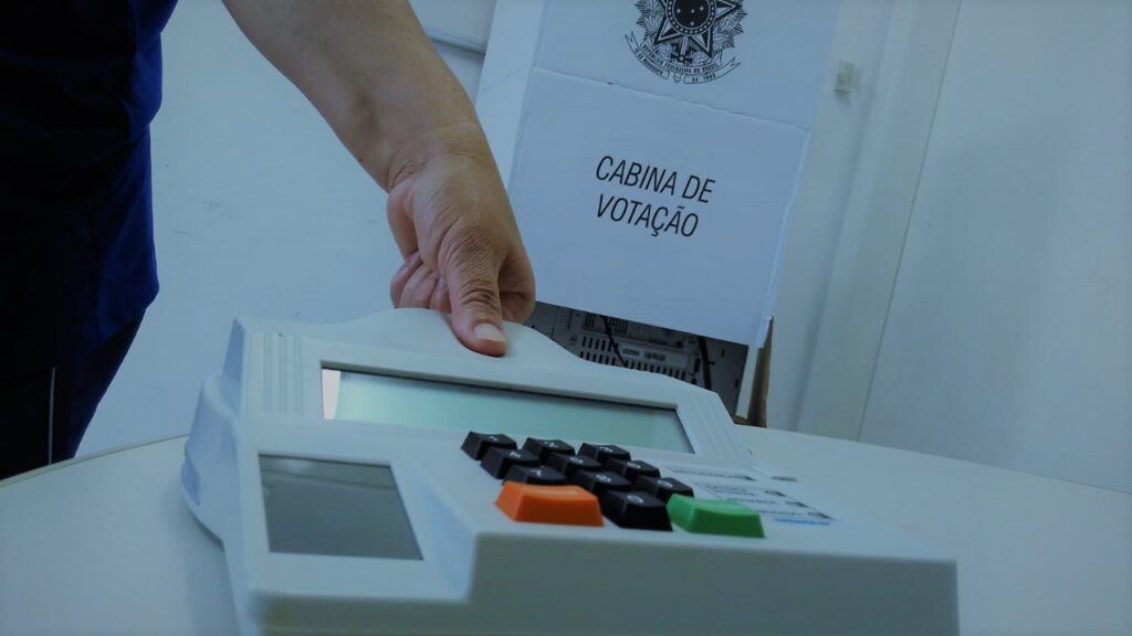 Identificação Eleitor Terminal Urna Eletrônica Dia de Votação